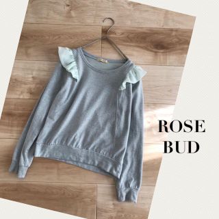 ローズバッド(ROSE BUD)のROSEBUD ローズバッド　フリルトップス　トレーナー　 スウェット(トレーナー/スウェット)