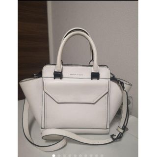 チャールズアンドキース(Charles and Keith)のcharles&keith ハンドバッグ ショルダーバッグ トートバッグ 白 (トートバッグ)