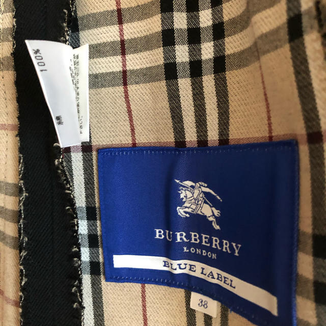 BURBERRY(バーバリー)の美品BURBERRYノバチェックコート バーバリーブルーレーベルコートジャケット レディースのジャケット/アウター(ノーカラージャケット)の商品写真