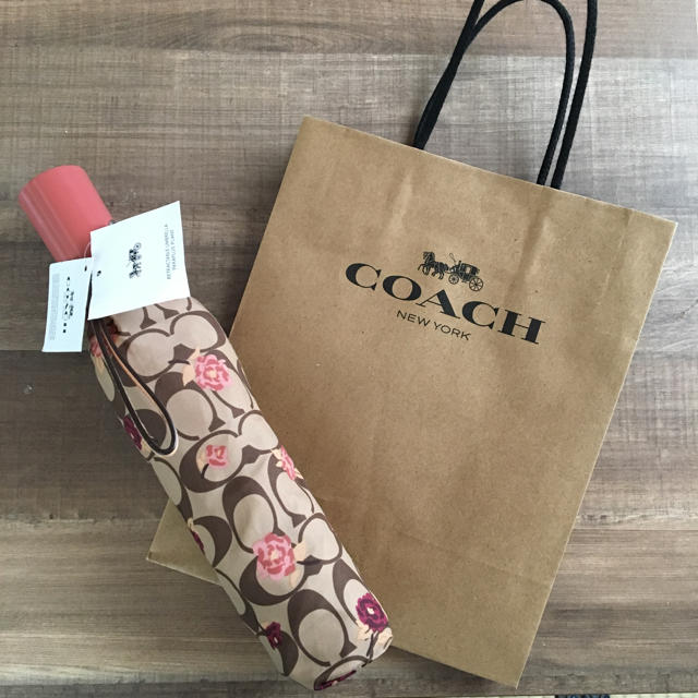 COACH(コーチ)のCOACH 折り畳み傘 レディースのファッション小物(傘)の商品写真