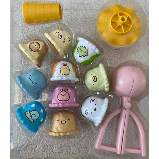 すみっコぐらしアイスクリームタワー エンタメ/ホビーのおもちゃ/ぬいぐるみ(キャラクターグッズ)の商品写真