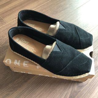 トムズ(TOMS)のTOMS Classic Black Suede Rope Sole (スリッポン/モカシン)