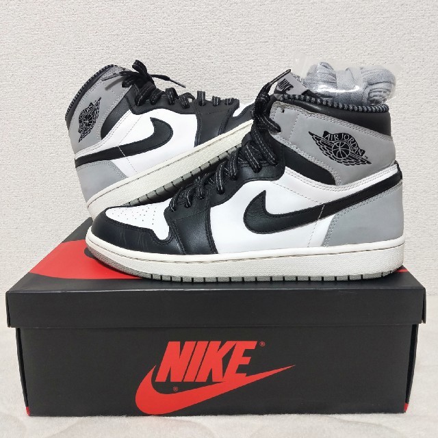 NIKE(ナイキ)のNIKE AIR JORDAN 1 RETRO HIGH OG／BARONS メンズの靴/シューズ(スニーカー)の商品写真