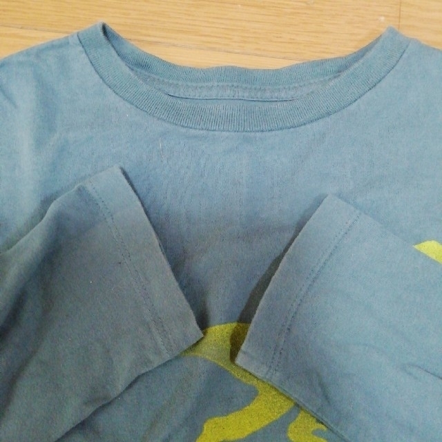 GAP Kids(ギャップキッズ)のgap 長T　130 キッズ/ベビー/マタニティのキッズ服男の子用(90cm~)(Tシャツ/カットソー)の商品写真