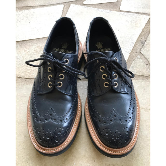 Trickers(トリッカーズ)の別注　トリッカーズ　バートン　UK6 ネイビー メンズの靴/シューズ(ドレス/ビジネス)の商品写真