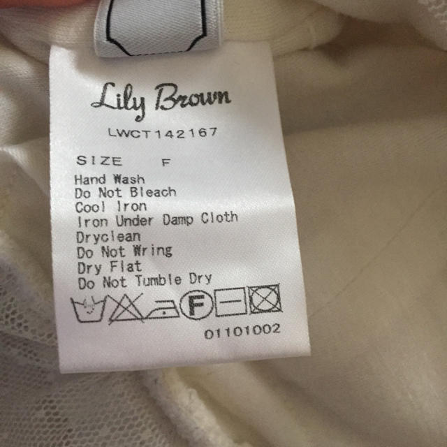 Lily Brown(リリーブラウン)のlilybrown レディースのトップス(Tシャツ(半袖/袖なし))の商品写真