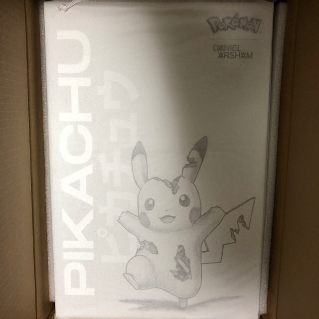 ポケモン(ポケモン)のDaniel Arsham Crystalized Pikachu White エンタメ/ホビーの美術品/アンティーク(彫刻/オブジェ)の商品写真