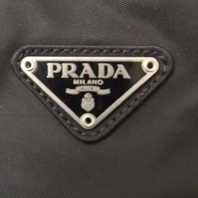 PRADA(プラダ)のPRADA　黒　ショルダー　トートバッグ　美品 レディースのバッグ(ショルダーバッグ)の商品写真