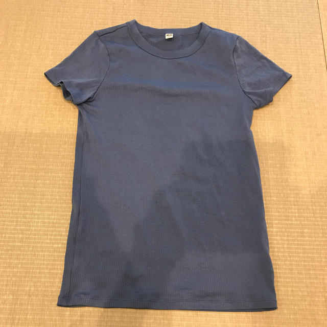 UNIQLO(ユニクロ)のユニクロ　Tシャツ　Mサイズ レディースのトップス(Tシャツ(半袖/袖なし))の商品写真