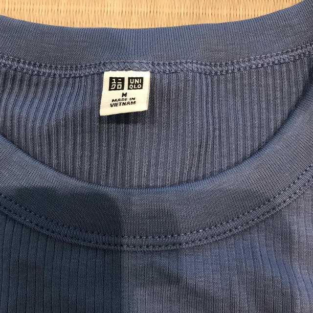 UNIQLO(ユニクロ)のユニクロ　Tシャツ　Mサイズ レディースのトップス(Tシャツ(半袖/袖なし))の商品写真