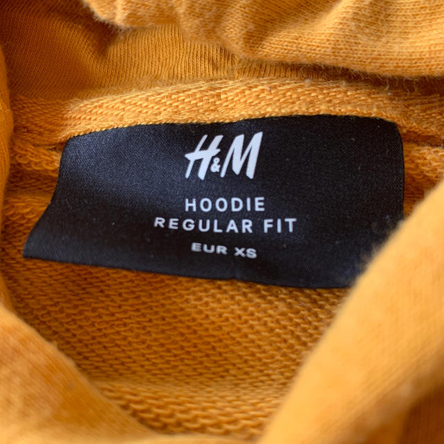 H&M(エイチアンドエム)のH&M メンズパーカーXSサイズ メンズのトップス(パーカー)の商品写真