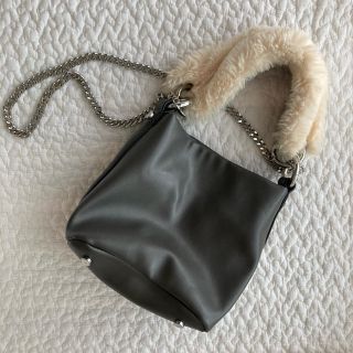 ザラ(ZARA)のZARA  ファーショルダーバッグ(ショルダーバッグ)