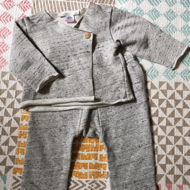 ZARA HOME(ザラホーム)のZARA HOME 80 パジャマ キッズ/ベビー/マタニティのベビー服(~85cm)(パジャマ)の商品写真