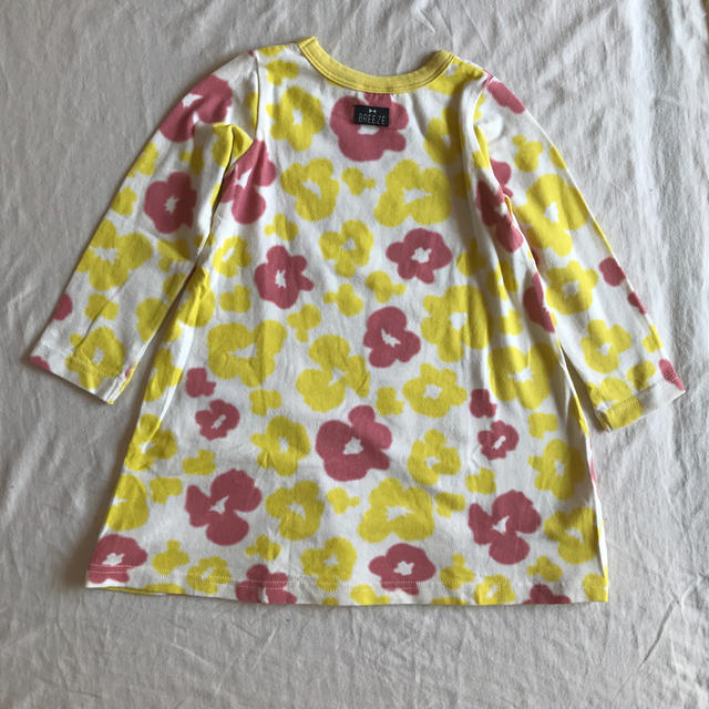 BREEZE(ブリーズ)のキッズ　ワンピース　長袖　花柄 キッズ/ベビー/マタニティのキッズ服女の子用(90cm~)(ワンピース)の商品写真