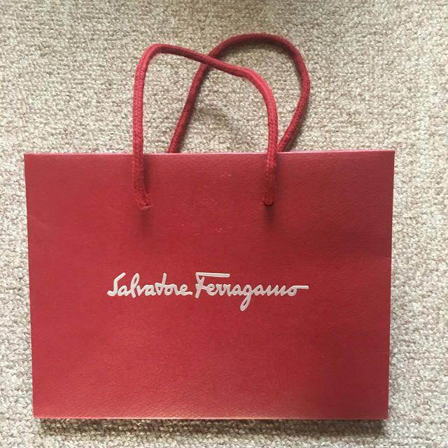 Ferragamo(フェラガモ)のフェラガモ　ショッパー  レディースのバッグ(ショップ袋)の商品写真