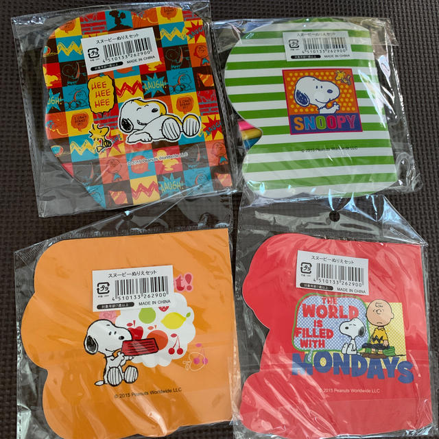 SNOOPY(スヌーピー)のスヌーピ　ぬりえセット キッズ/ベビー/マタニティのおもちゃ(知育玩具)の商品写真