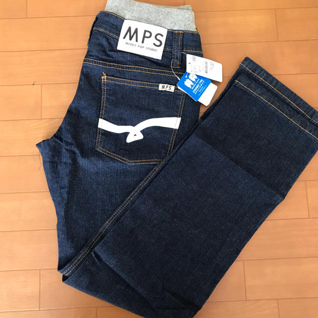 MPS(エムピーエス)の【新品】MPS ストレート ジーンズ 150 キッズ/ベビー/マタニティのキッズ服男の子用(90cm~)(パンツ/スパッツ)の商品写真