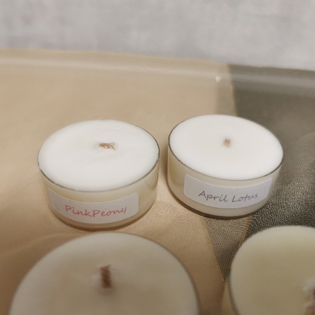 SHINee(シャイニー)の『 LIFLA 』SOY CANDLE  お試し品 4つセット コスメ/美容のリラクゼーション(キャンドル)の商品写真