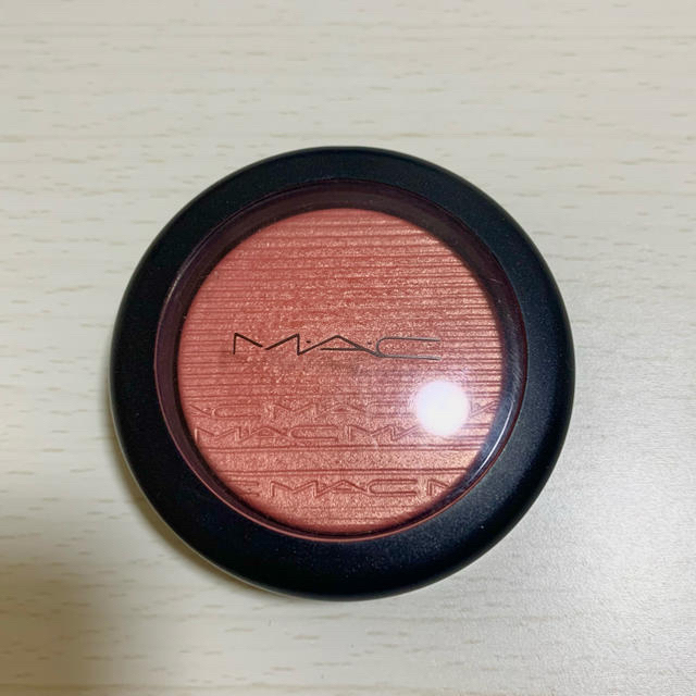 MAC(マック)のMAC エクストラディメンションブラッシュ　チーキービッツ コスメ/美容のベースメイク/化粧品(チーク)の商品写真