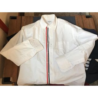 トムブラウン(THOM BROWNE)のThom Browne トムブラウン ボタンダウンシャツ(シャツ)