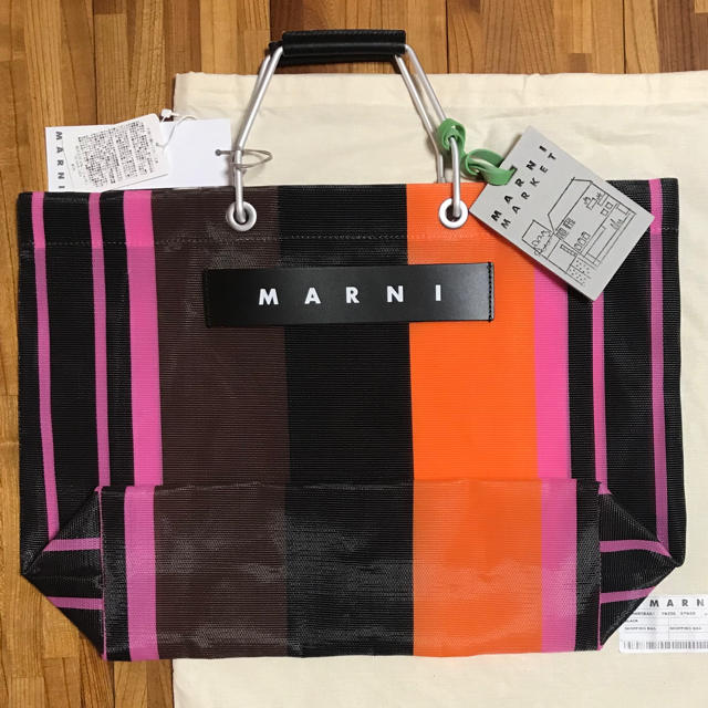 新品☆MARNI☆マルニフラワーカフェ トートバッグ☆マルチピンク-