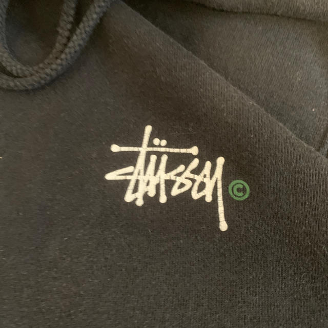 STUSSY(ステューシー)の引越しするので断捨離！stussy basic logo hoodie メンズのトップス(パーカー)の商品写真