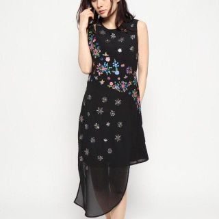 デシグアル(DESIGUAL)の新品　タグ付き　アシンメトリードレスワンピース　デシグアル(ロングワンピース/マキシワンピース)