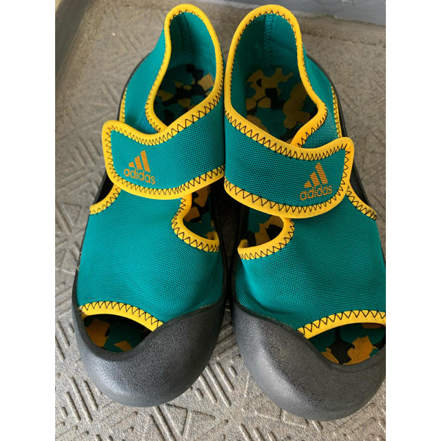 セール特別価格 adidas キッズ サンダル 20cm superior-quality.ru:443
