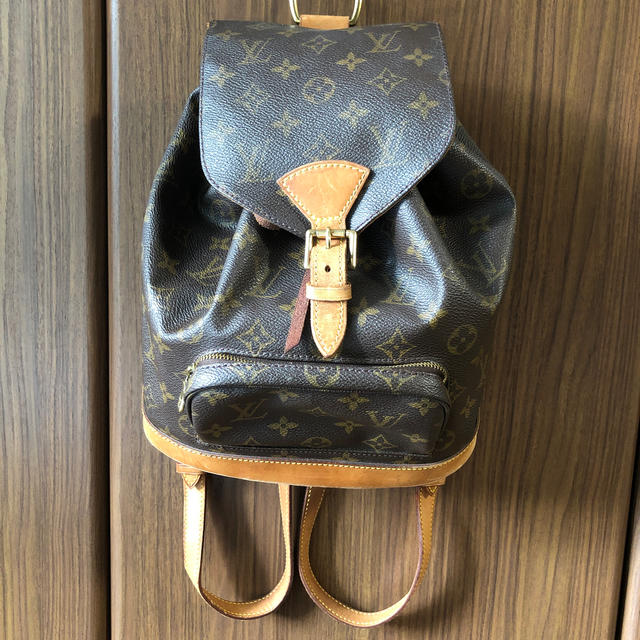 LOUIS VUITTON(ルイヴィトン)のルイヴィトン　リュック レディースのバッグ(リュック/バックパック)の商品写真