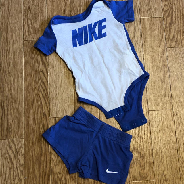 NIKE(ナイキ)のナイキ　セット キッズ/ベビー/マタニティのベビー服(~85cm)(肌着/下着)の商品写真