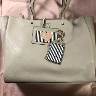 ヘンリベンデル(Henri Bendel)のヘンリベンデル インフルエンサー シリーズ　ショルダー バッグ　未使用　保管品(ショルダーバッグ)