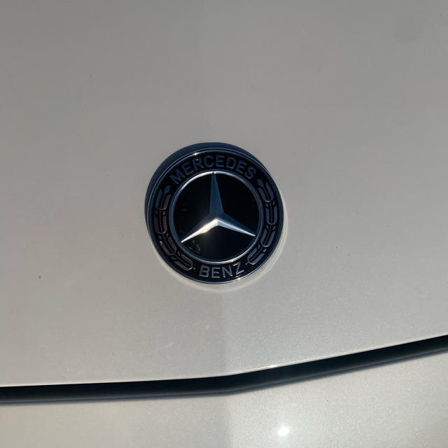 ベンツ ボンネット エンブレム w205の通販 by AMG|ラクマ