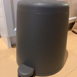 イケア(IKEA)のIKEA ペダル式　蓋付　ゴミ箱(ごみ箱)