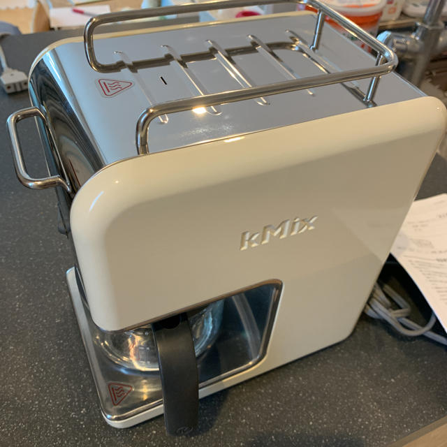 DeLonghi(デロンギ)のデロンギ　ケーミックス　ドリップコーヒーメーカー スマホ/家電/カメラの調理家電(コーヒーメーカー)の商品写真