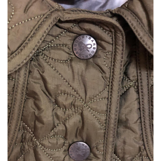 ANYA HINDMARCH(アニヤハインドマーチ)の年末値下げ‼︎アニヤハインドマーチ✖️Barbour   キルティングジャケット レディースのジャケット/アウター(ナイロンジャケット)の商品写真