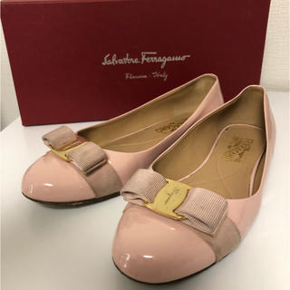 サルヴァトーレフェラガモ(Salvatore Ferragamo)の Salvatore Ferragamo VARINA 7 1/2(バレエシューズ)