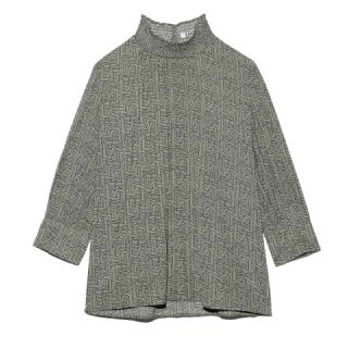 スナイデル(SNIDEL)の♡新作正規品　SNIDEL プリーツプリントブラウス　カーキ　♡(シャツ/ブラウス(長袖/七分))