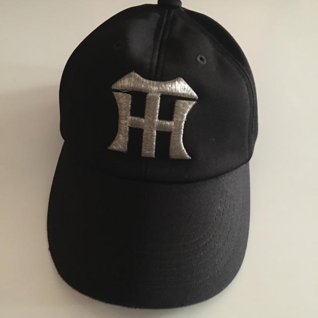 阪神タイガース(ハンシンタイガース)の阪神タイガースキャップ帽 スポーツ/アウトドアの野球(応援グッズ)の商品写真