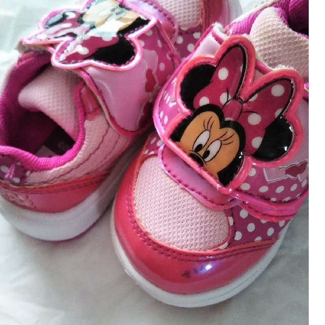 Disney(ディズニー)のミニーちゃん☘スニーカー キッズ/ベビー/マタニティのベビー靴/シューズ(~14cm)(スニーカー)の商品写真