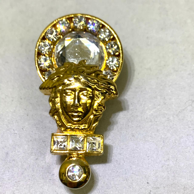 VERSACE ブローチ