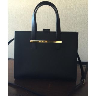 アンダーバーロウ(UNDER BAR RAW.)のレザーBag(大)(ショルダーバッグ)