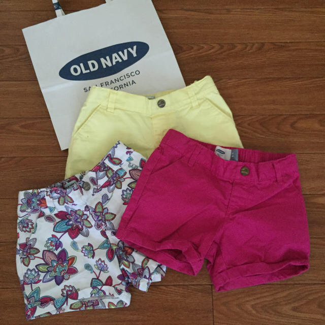 Old Navy(オールドネイビー)のOLDNAVY新品含む2枚セットショーツ キッズ/ベビー/マタニティのキッズ服女の子用(90cm~)(パンツ/スパッツ)の商品写真