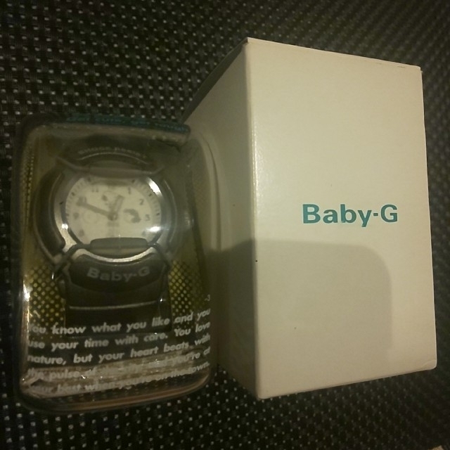 BABY-G スヌーピーデザイン 箱付き