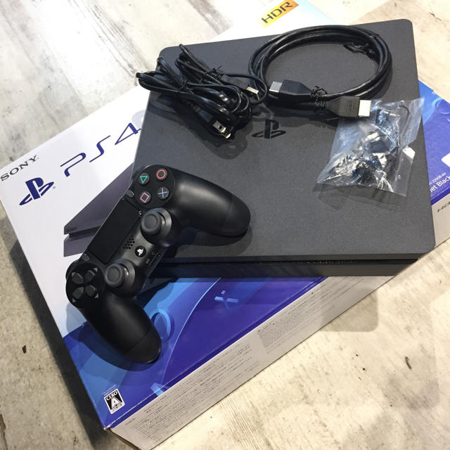 【ほぼ新品】SONY PlayStation4 CUH-2200BB01 1TB