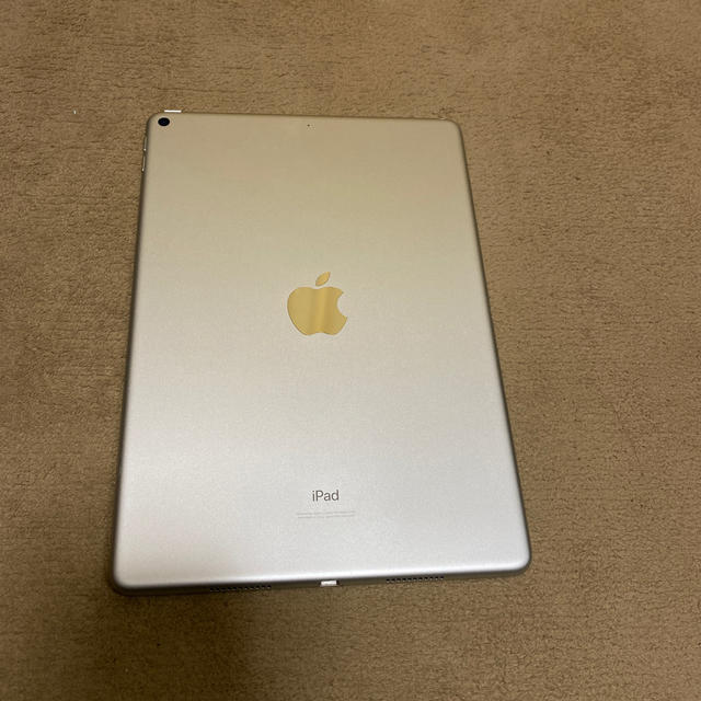iPad Air3 Wi-Fiモデル64G シルバー 1