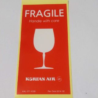 ジャル(ニホンコウクウ)(JAL(日本航空))のコリアンエアFRAGILE ステッカー シール  大韓航空 (航空機)