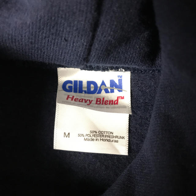 GILDAN(ギルタン)のパーカー　GILDAN  M メンズのトップス(パーカー)の商品写真