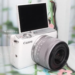 キヤノン(Canon)の❤️予備バッテリー&新品カメラバッグ❤️大人気 Canon EOS M10❤️(ミラーレス一眼)