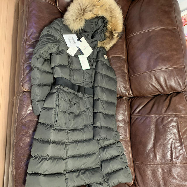 安い MONCLER サイズ4 KHAKI色 Chloe クロエ お値下げ！モンクレール ダウンジャケット