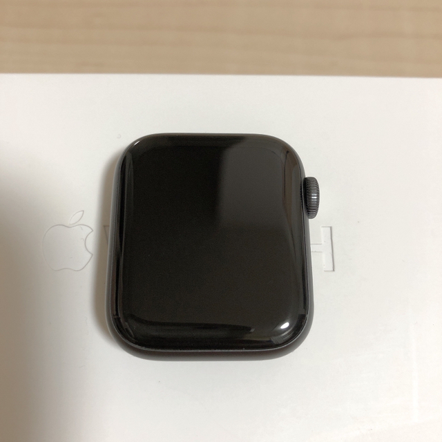 Apple Watch(アップルウォッチ)のApple Watch 4series GPS 40mm 本体 メンズの時計(腕時計(デジタル))の商品写真